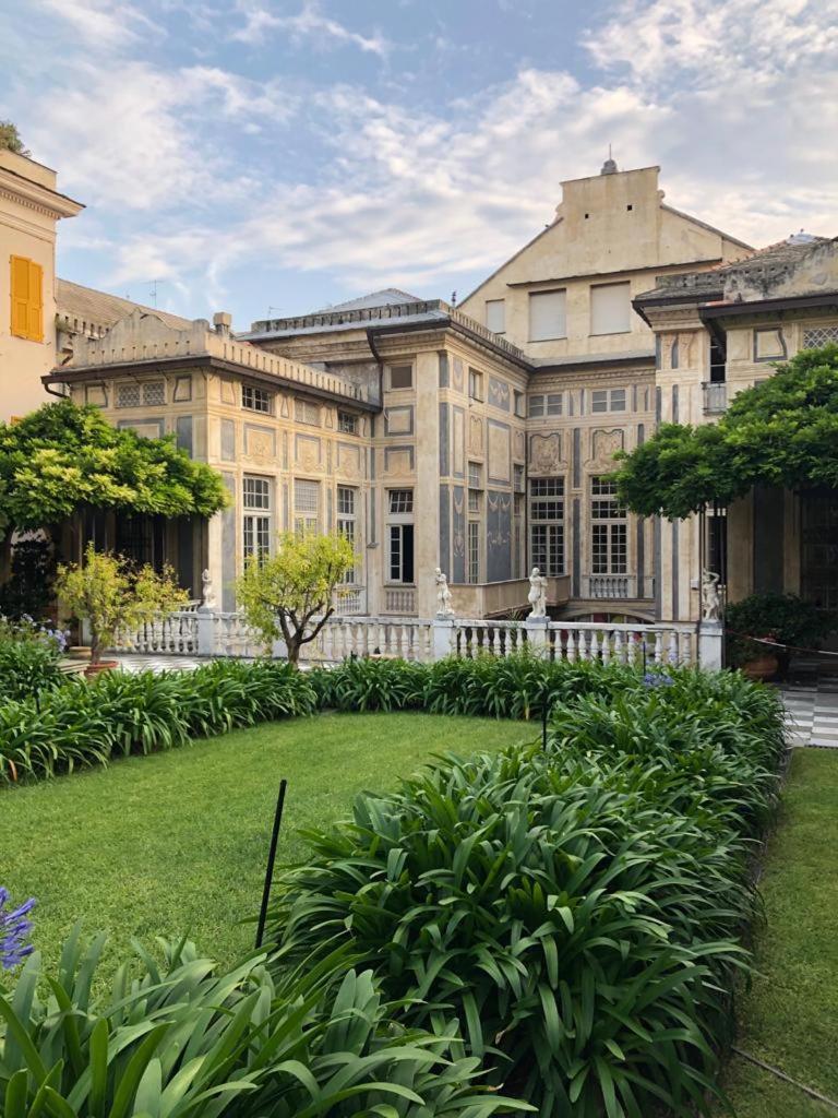 Palazzo Penco Apartment Genoa Bagian luar foto